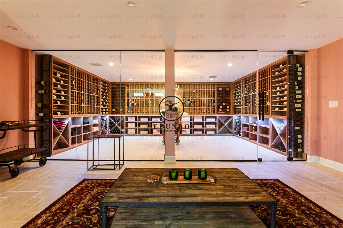 Rayleigh Essex – Oak Wine Room